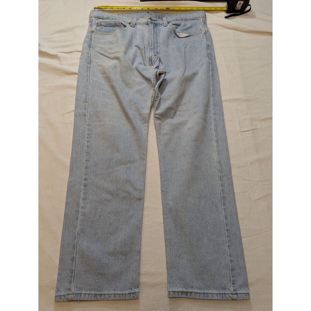 Levi’s 505 Regular Fit Jeans Light Wash Denim, Tagged 36x29, Measures 36x30